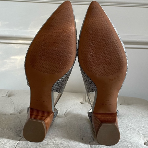 NWOT Cole Haan Grey Low Stacked Heels - Picture 9 of 15